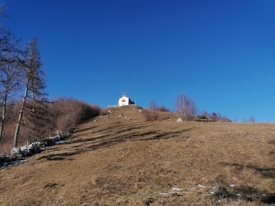 ci siamo quasi alla Chiesetta del Monte Purga