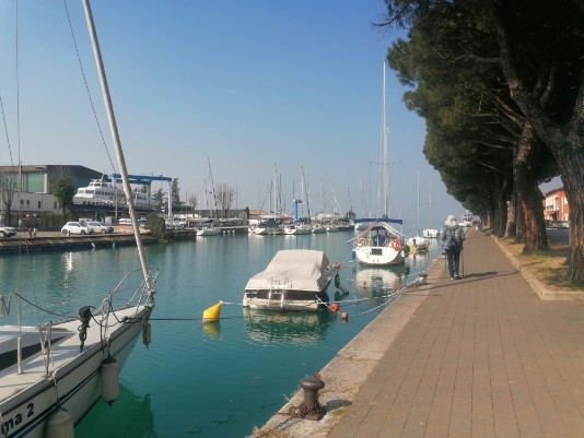 Lungolago Peschiera -Gardaland